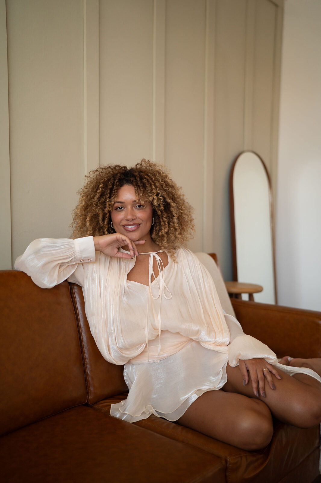 Thuane, fundadora e formadora da Be You Concept Beauty